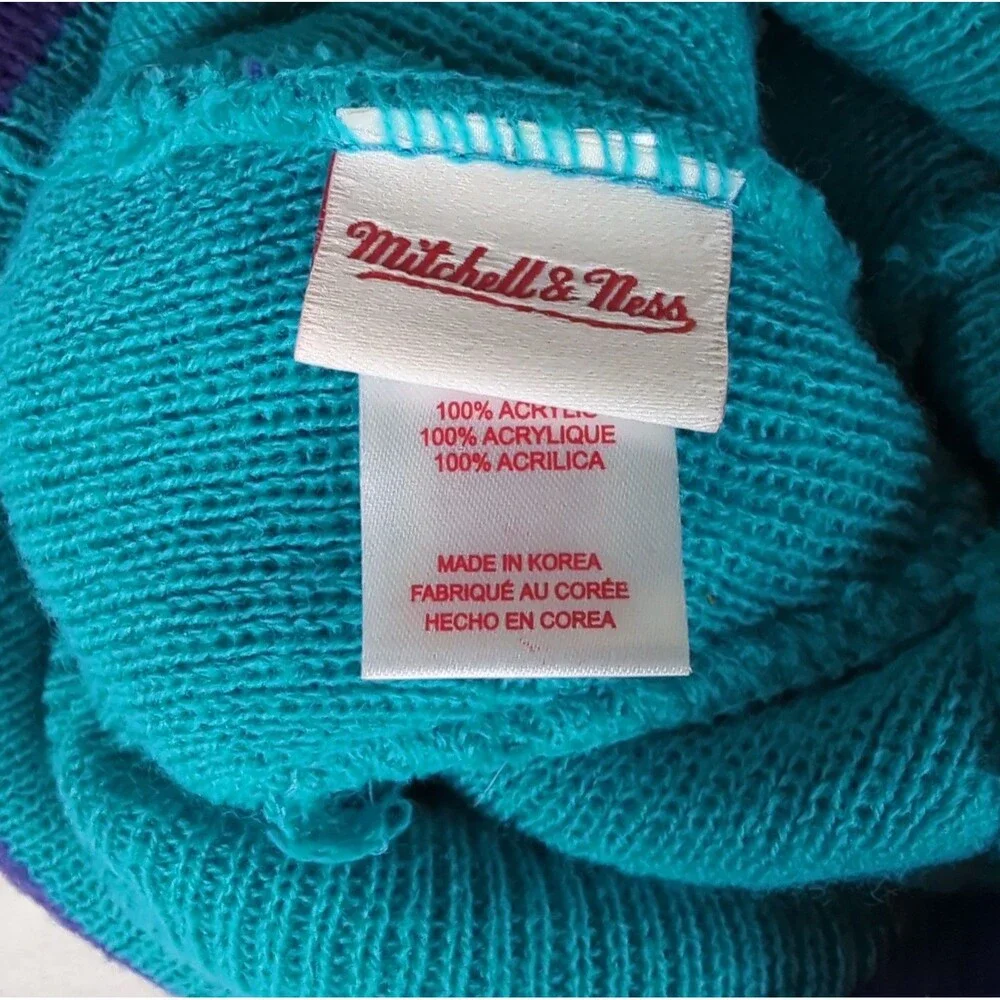 Charlotte Hornets Beanie Hat Adult Mitchell & Ness Knit Pom Cuffed NBA 2014
